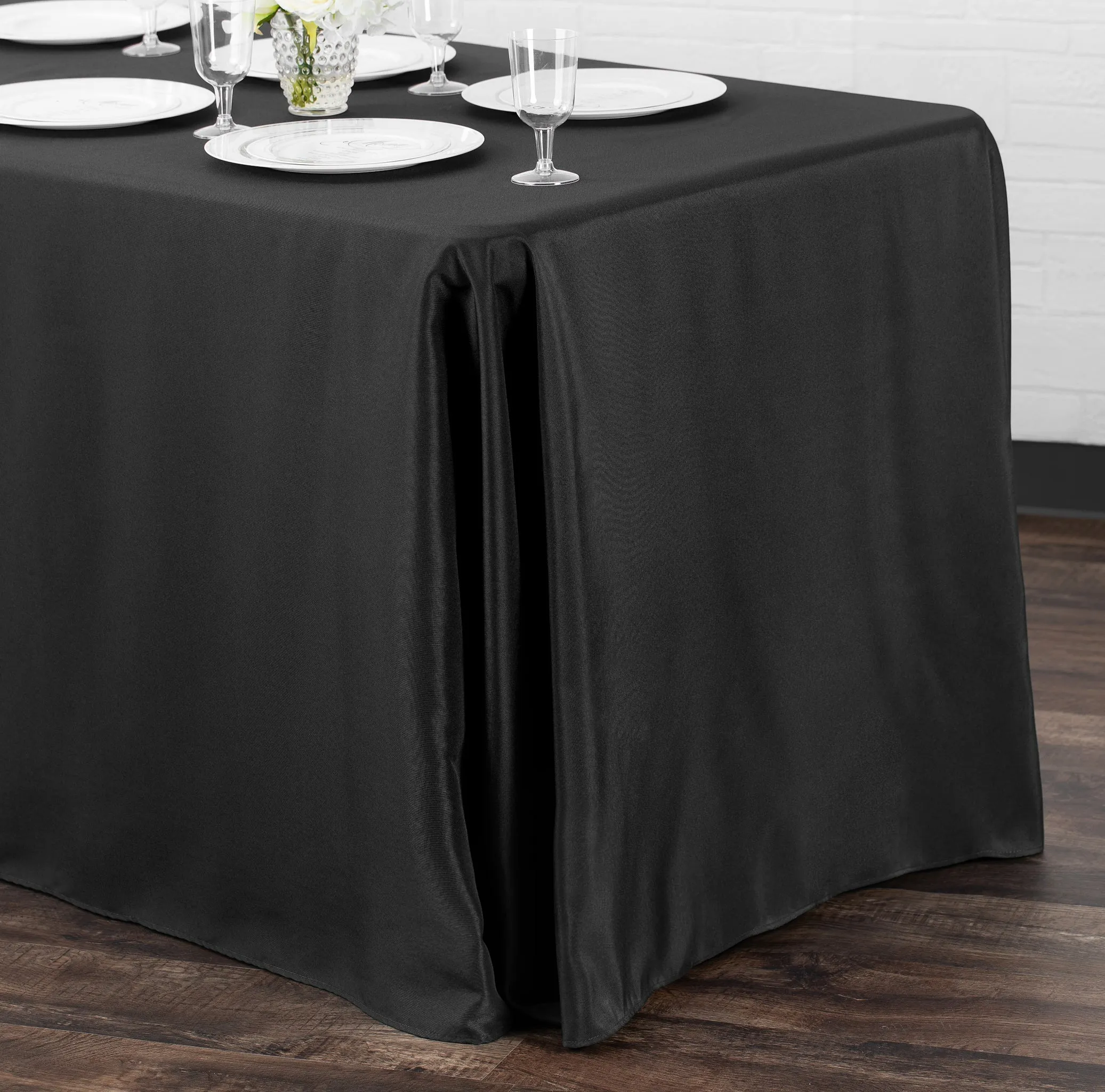 90"x156" Rectangular Polyester Tablecloth (Square Corners) - Black