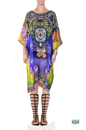 AERO-TERRANIUS Vibrant Contrast Devarshy Short Georgette Kaftan - 1106B