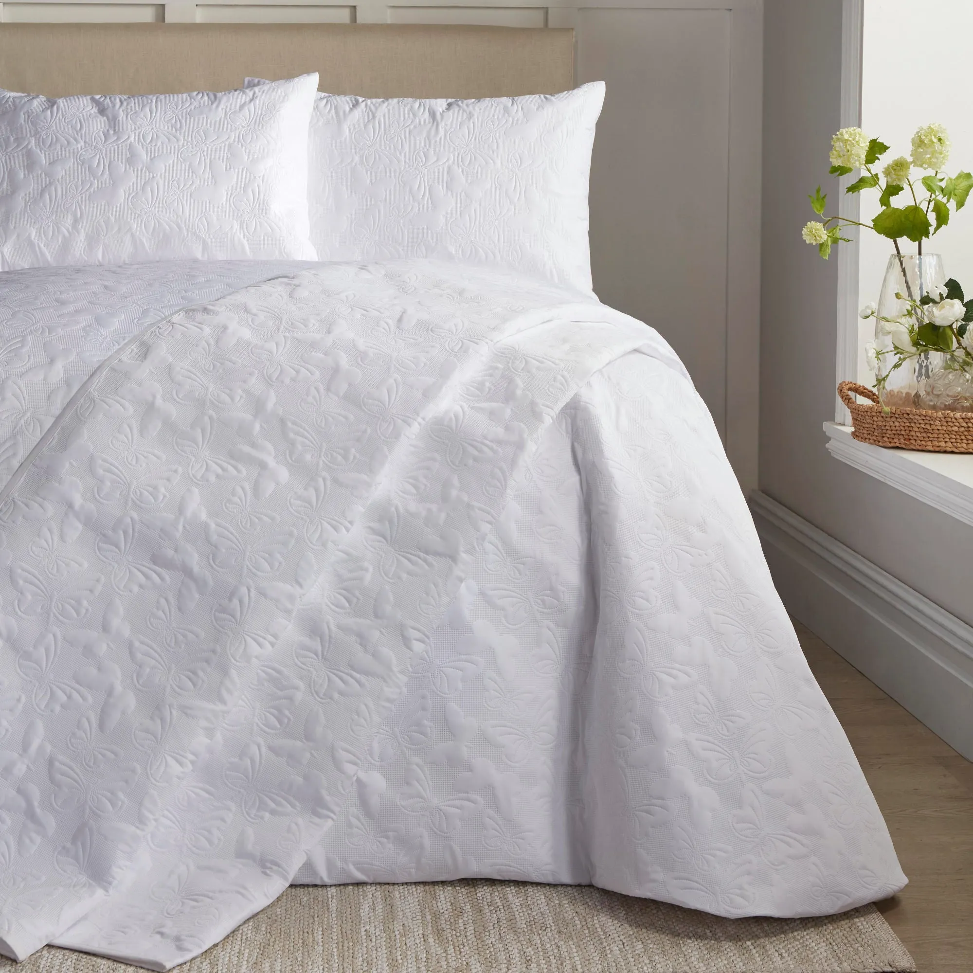 Butterfly Garden Duvet Cover Set by Serene in White