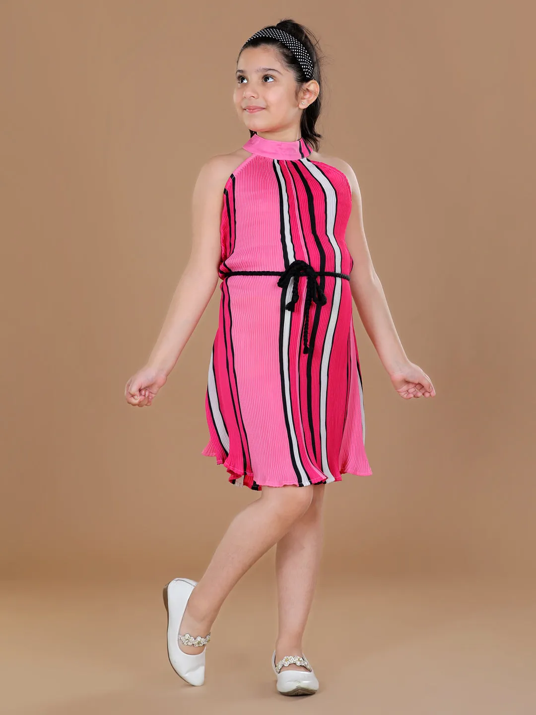 Girl's  Polycrepe Pleated Pink  Print Dress - StyleStone Kid