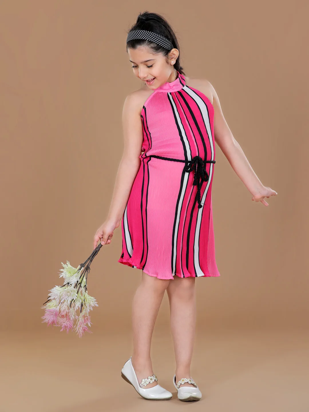 Girl's  Polycrepe Pleated Pink  Print Dress - StyleStone Kid