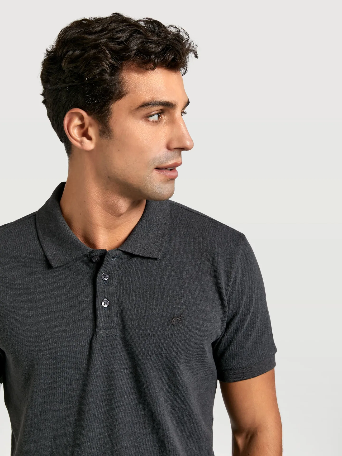 Regular fit basic piqué polo shirt