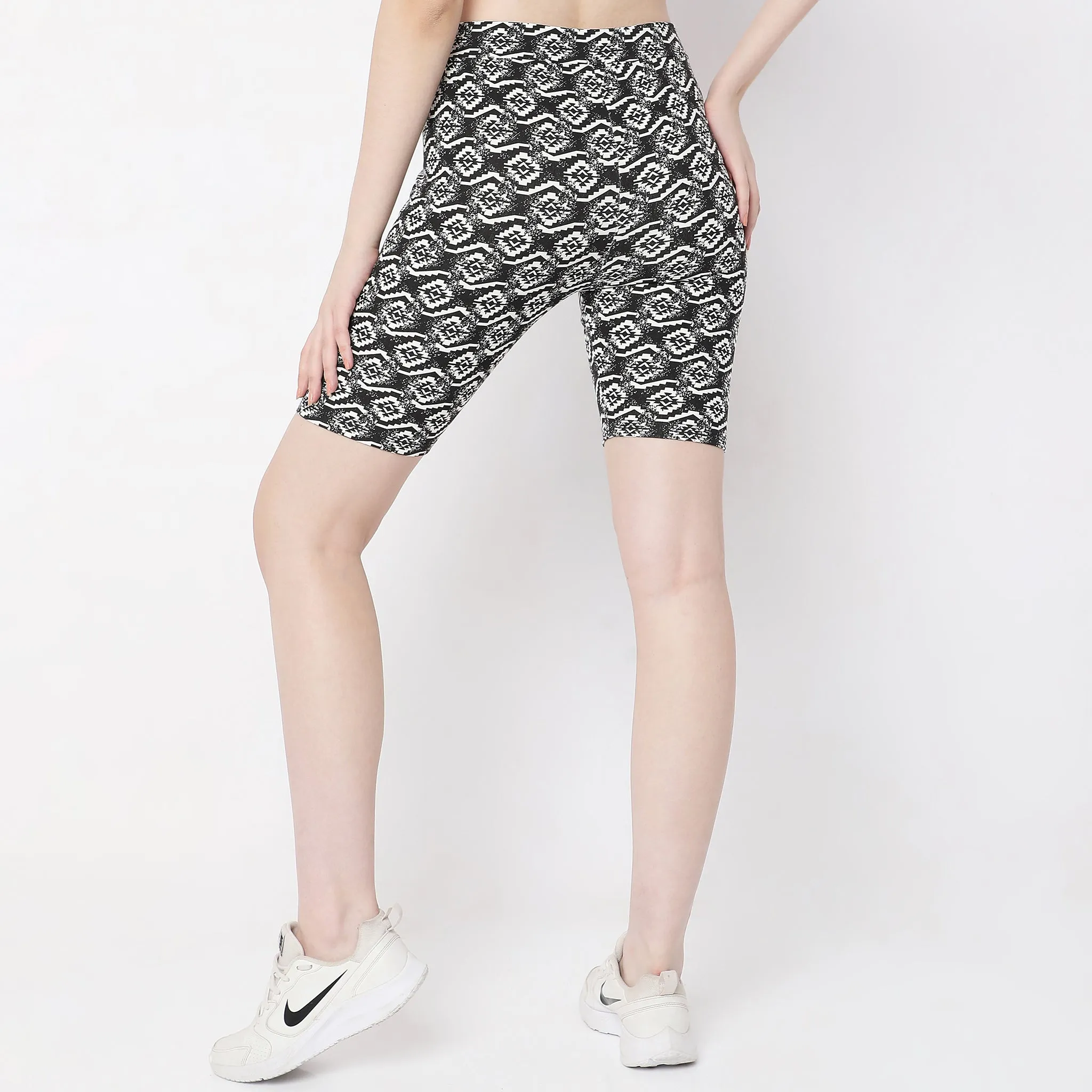 Slim Fit Printed High Rise Shorts