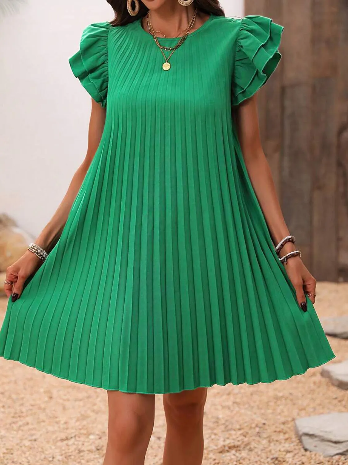 TEEK - Dark Green Pleated Round Neck Cap Sleeve Dress