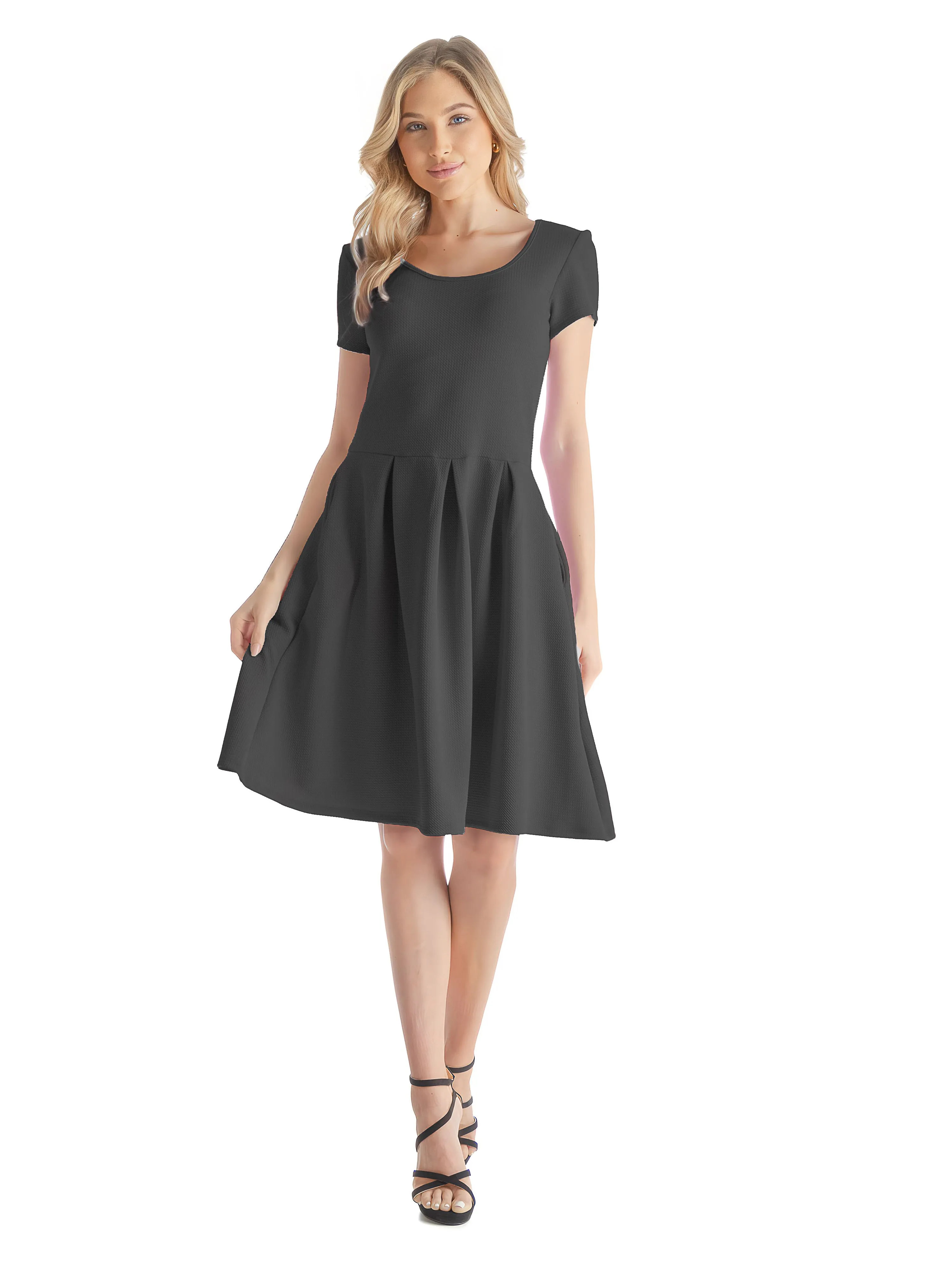 Womens Scoop Neck Knee Length Pleated Pocket Dress